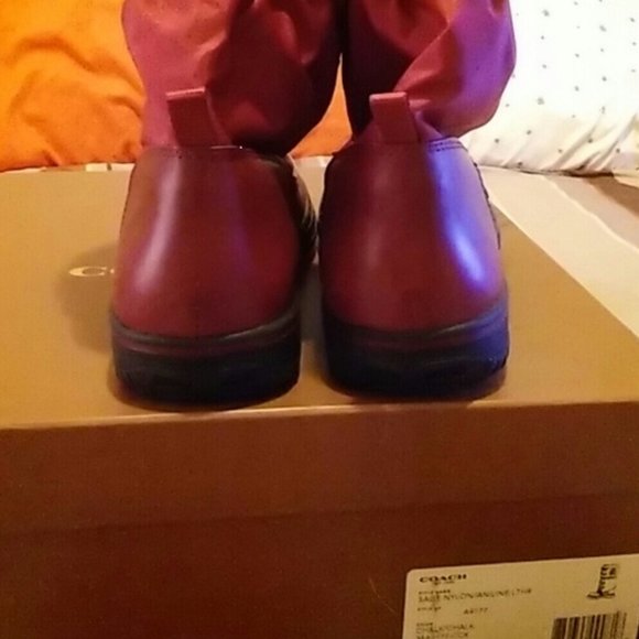 Coach Sage Cold Weather Snow Boots Women's - Picture 5 of 6